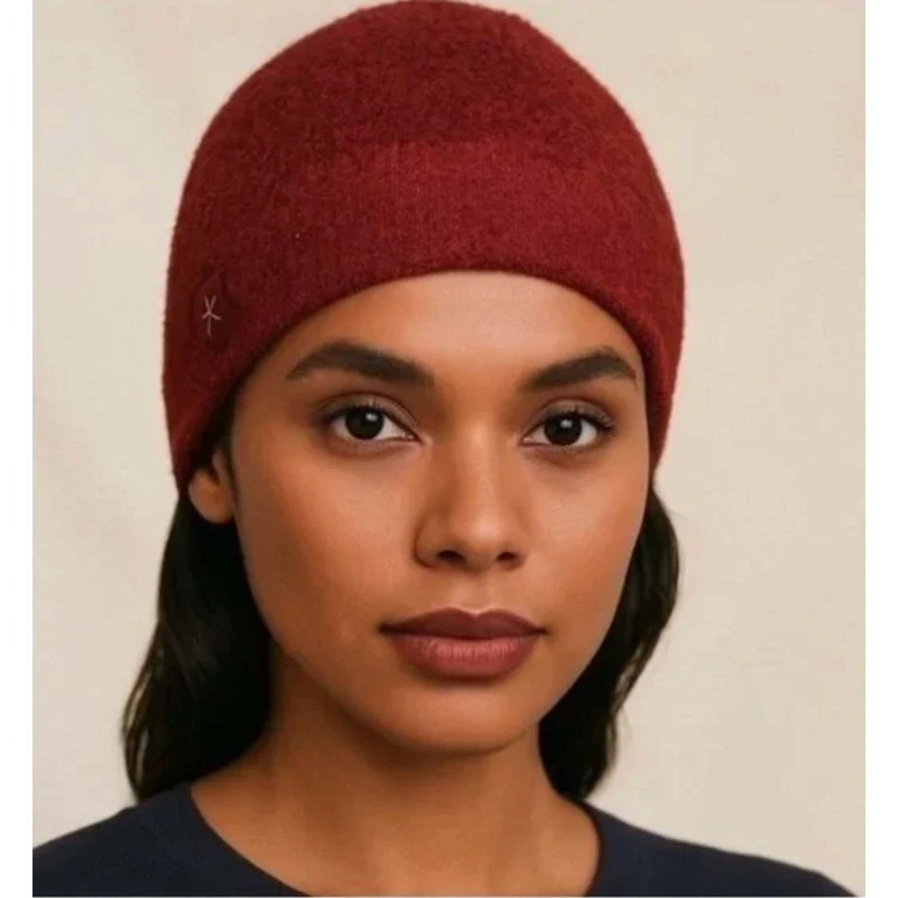 NEW Barefoot Dreams Women's CozyChic Lite Confetti Beanie Crimson Rosewood Red